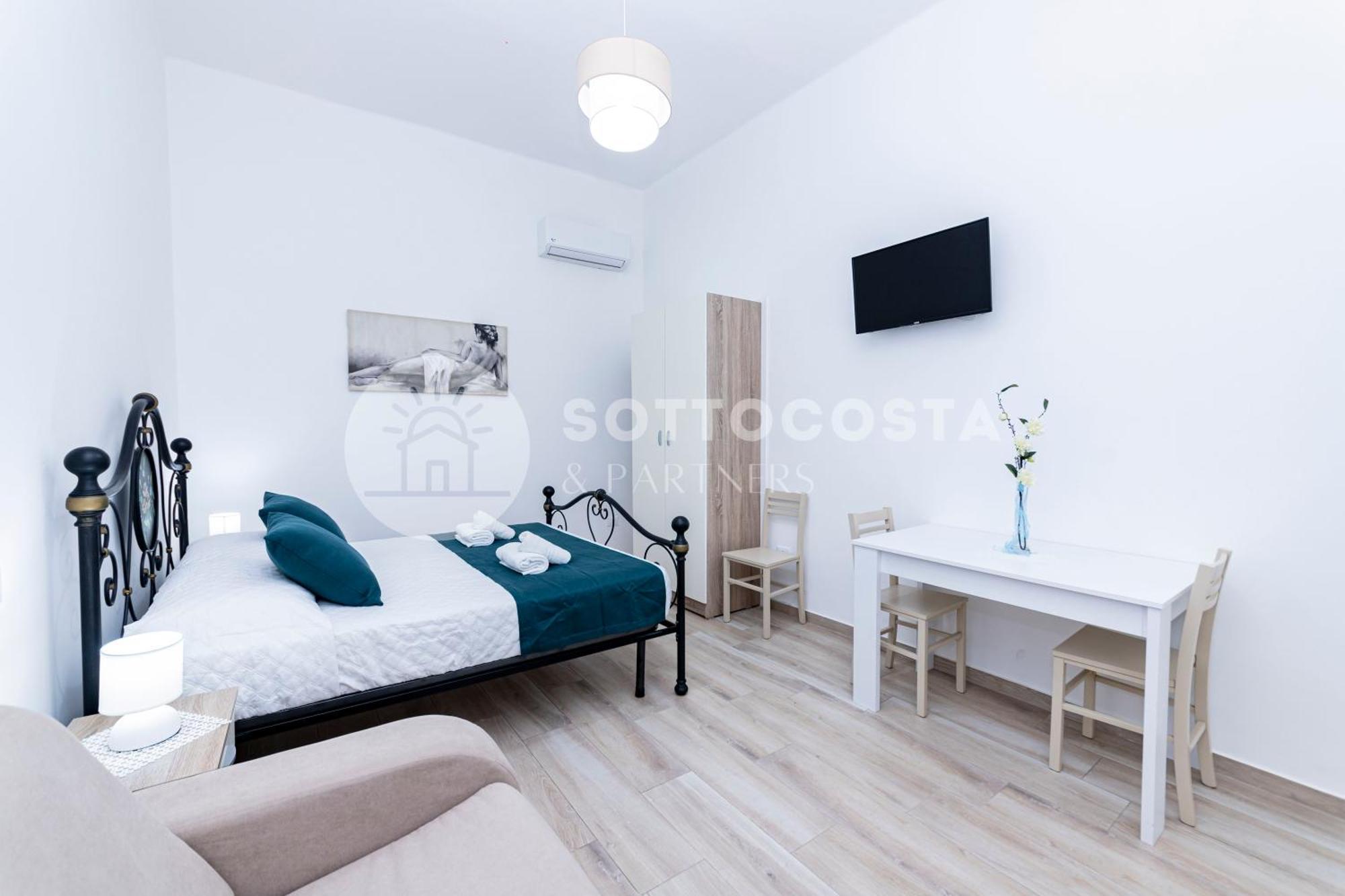 Lory'S House Hotell Porto Cesareo Exteriör bild