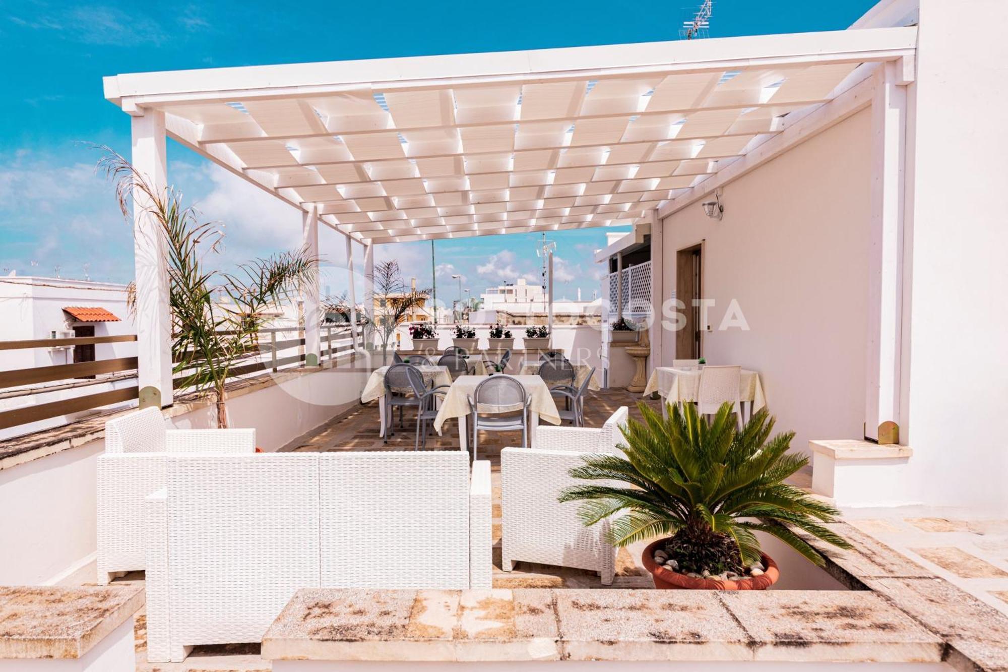 Lory'S House Hotell Porto Cesareo Exteriör bild